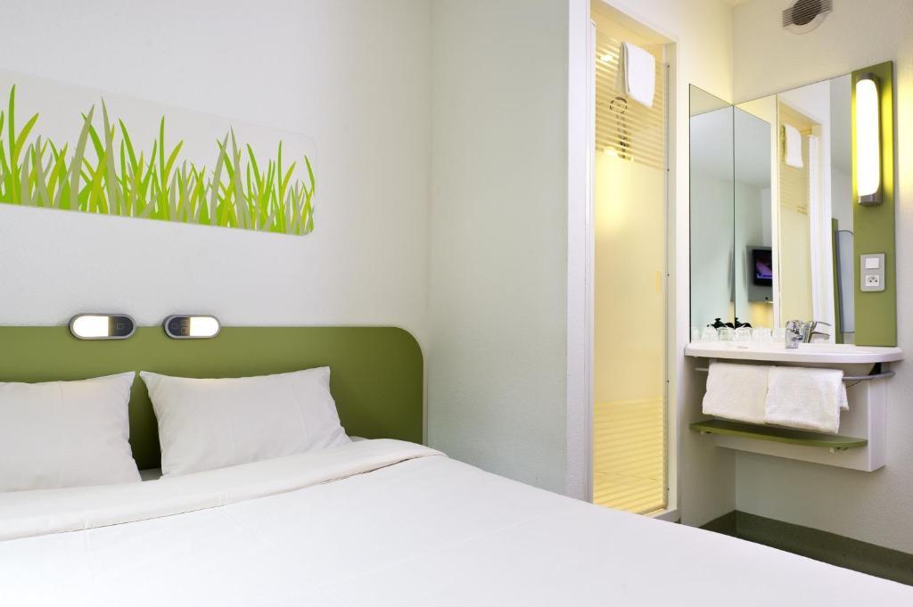 Triple Room with One Double Bed and One Bunk Bed