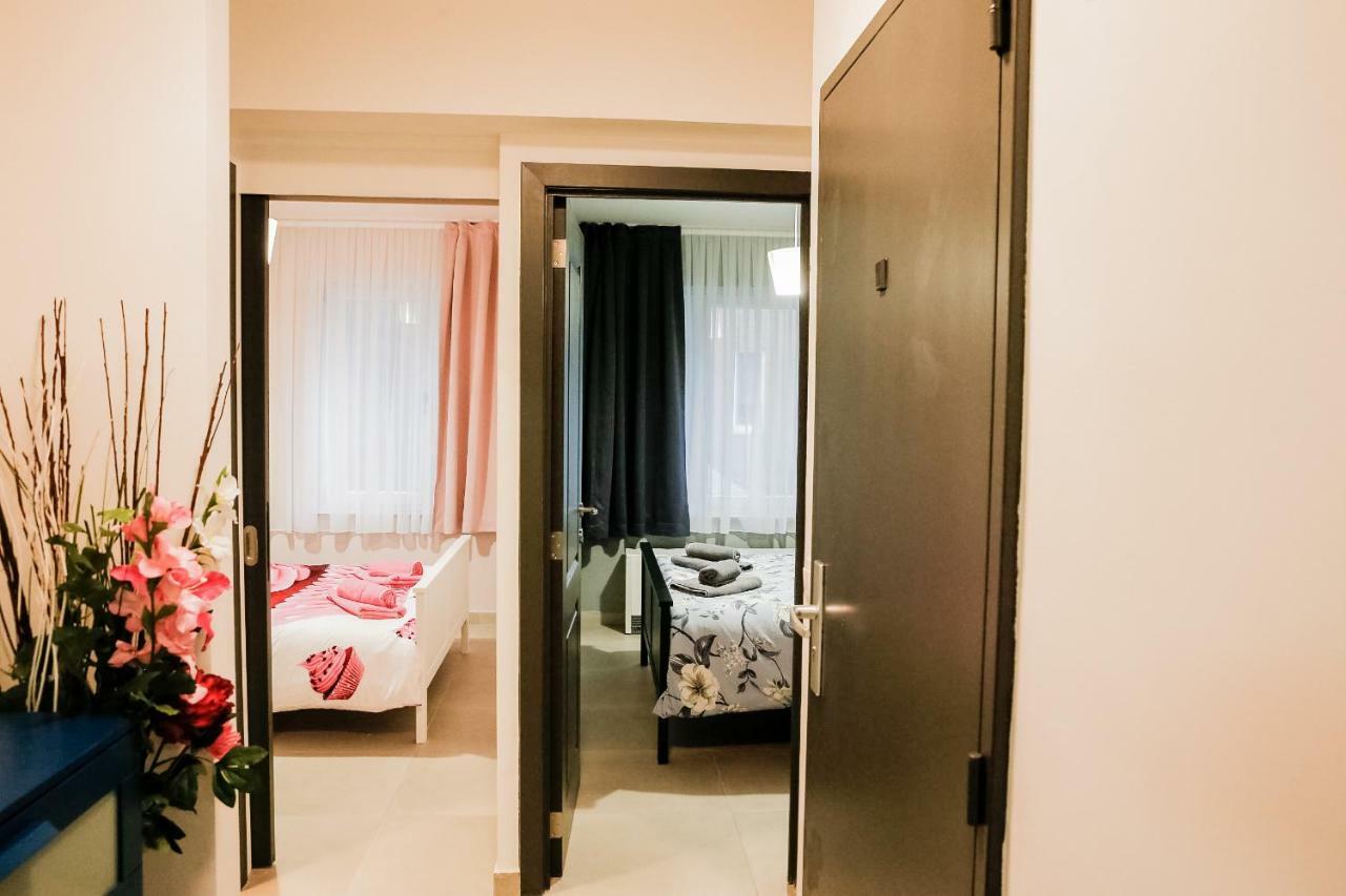Cosy Two-Bedroom Apartment
