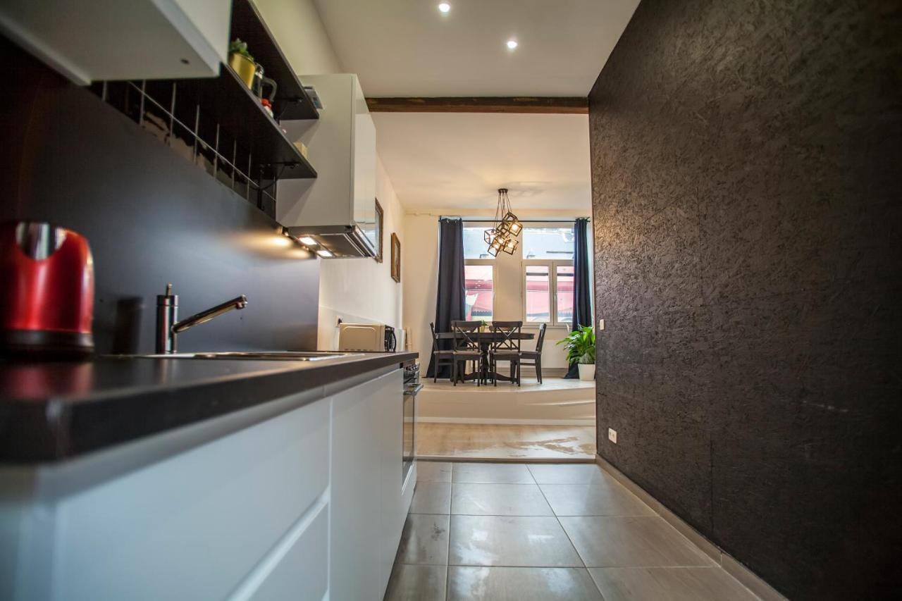 Penthouse Apartment,935320555:JPEG