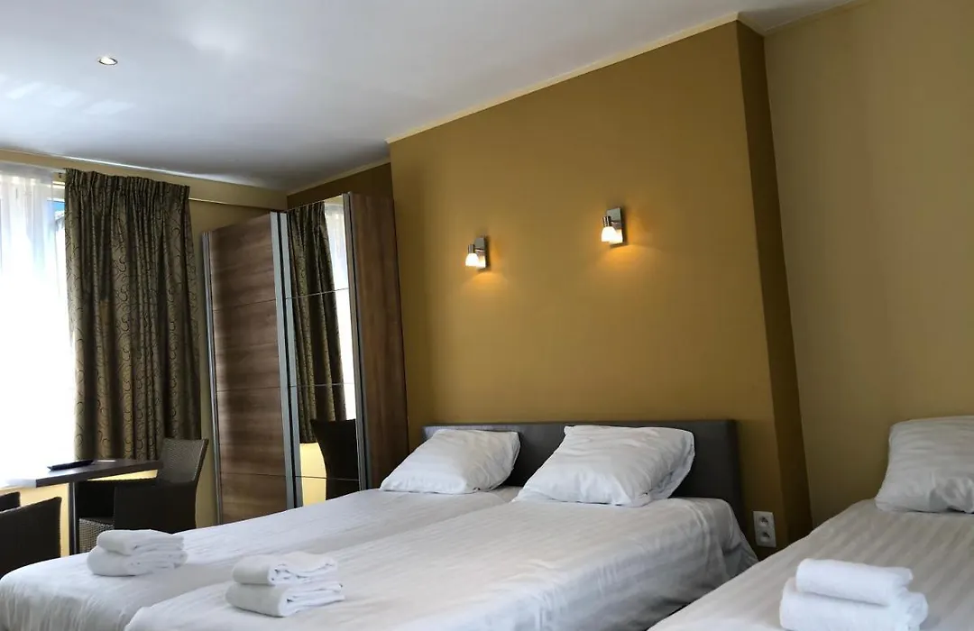 Hotel Maison D'Anvers-1