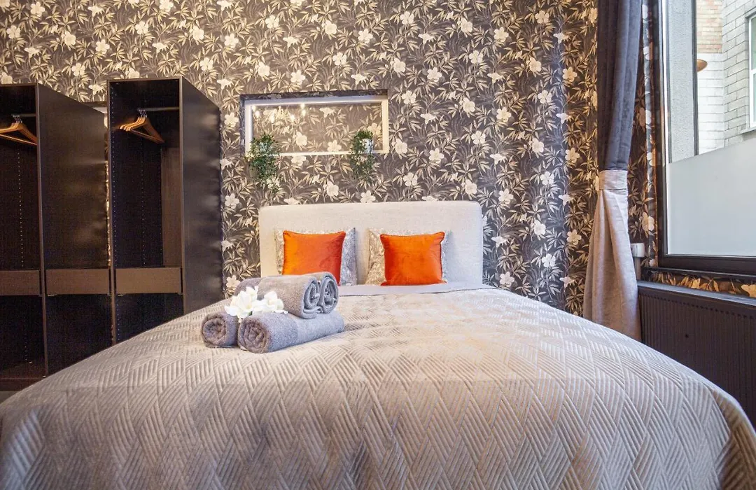 Luxury Suites Royal-1