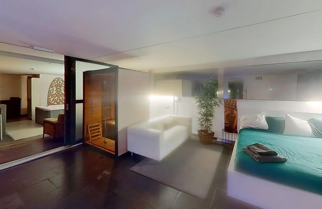 Masumi Spa Suite - Private Infrared Sauna And Jacuzzi - Antwerp Centre-1