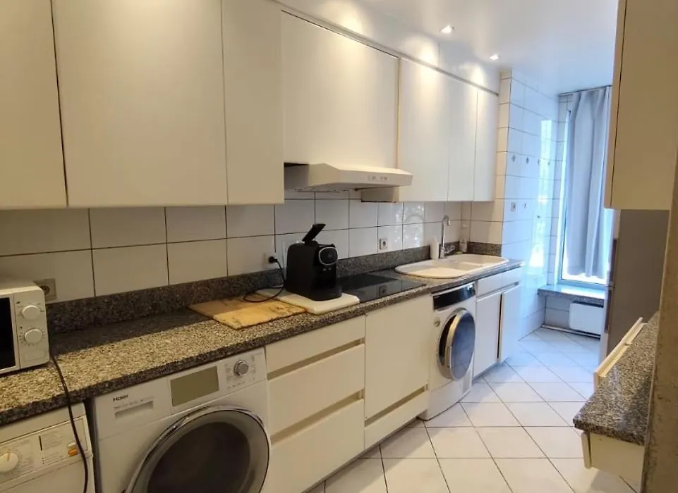 Belga Apartment 3 Bedrooms.-1