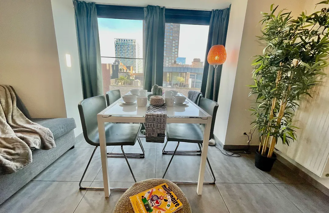 Oneluxstay Antwerp City Centre-1
