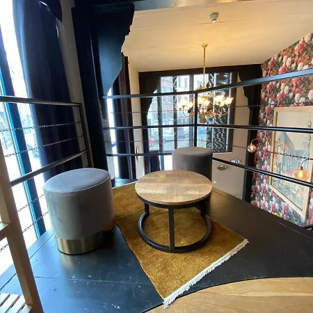 Luxury Suites-2