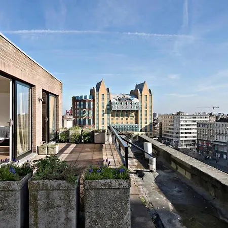 City Penthouse, Rooftop Terrace, Free Netflix, Wifi And Airco-2