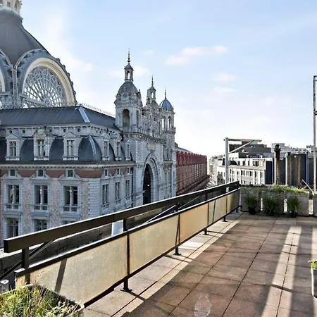 City Penthouse, Rooftop Terrace, Free Netflix, Wifi And Airco-3