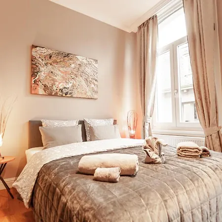 Luxury Suites Palace By Rikas Hotels-2