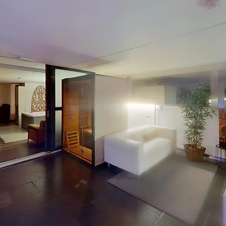 Masumi Spa Suite - Private Infrared Sauna And Jacuzzi - Antwerp Centre-3