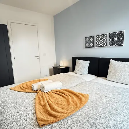 Oneluxstay Near Diamond District-2