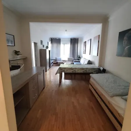 Belga Apartment 3 Bedrooms.-3