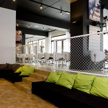 Banks Antwerp-3
