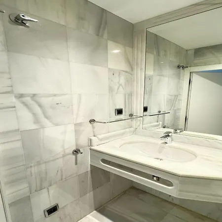 1-Bedroom Lodge Stay In Antwerp-2