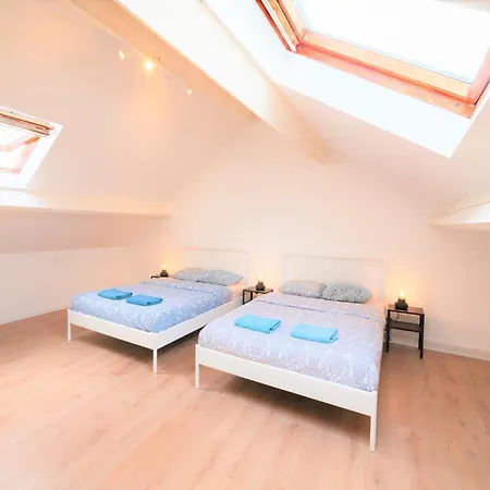 Comfy Saint Pauls Apartment-2