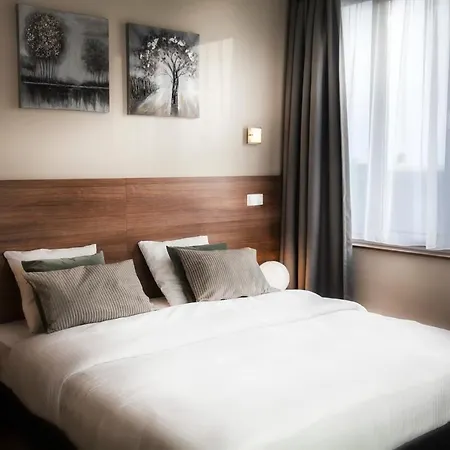 Antwerp Inn Hotel-3