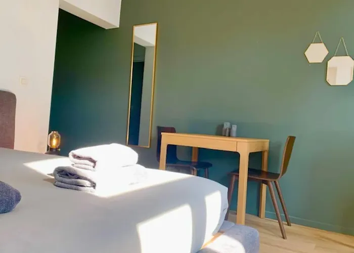Cozy Apartment In Antwerpen Centraal che accetta animali