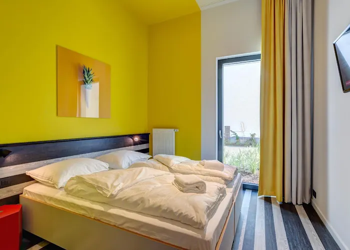 Zandhoven Hotels